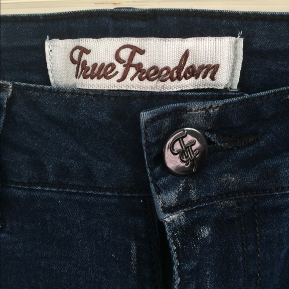 5/$15 True Freedom Dark Blue Jeggings w/ Sequins - Picture 6 of 8
